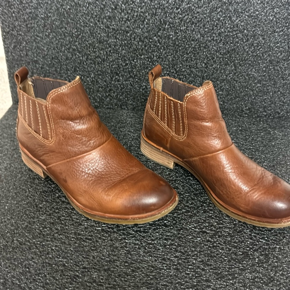 Woman’s boot style shoes